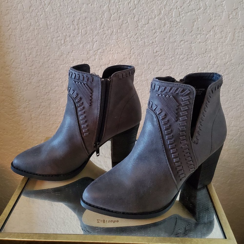 Women's Booties